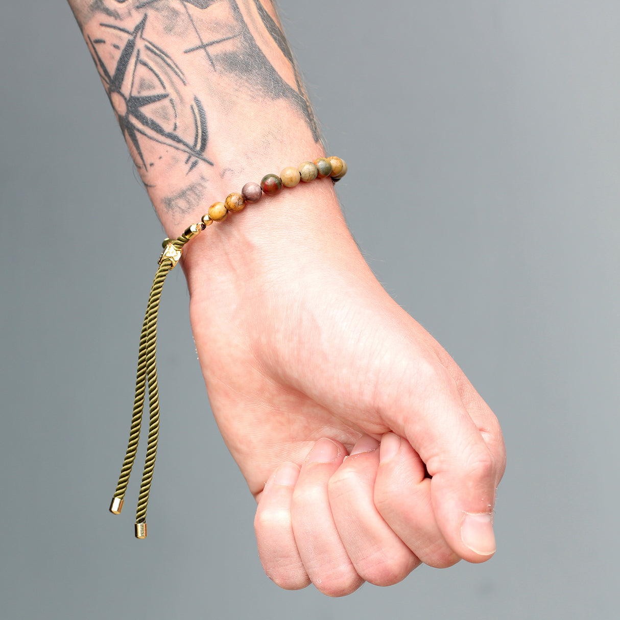 Pulsera ajustable de cuerda con jaspe Picasso, chapada en oro de 18K
