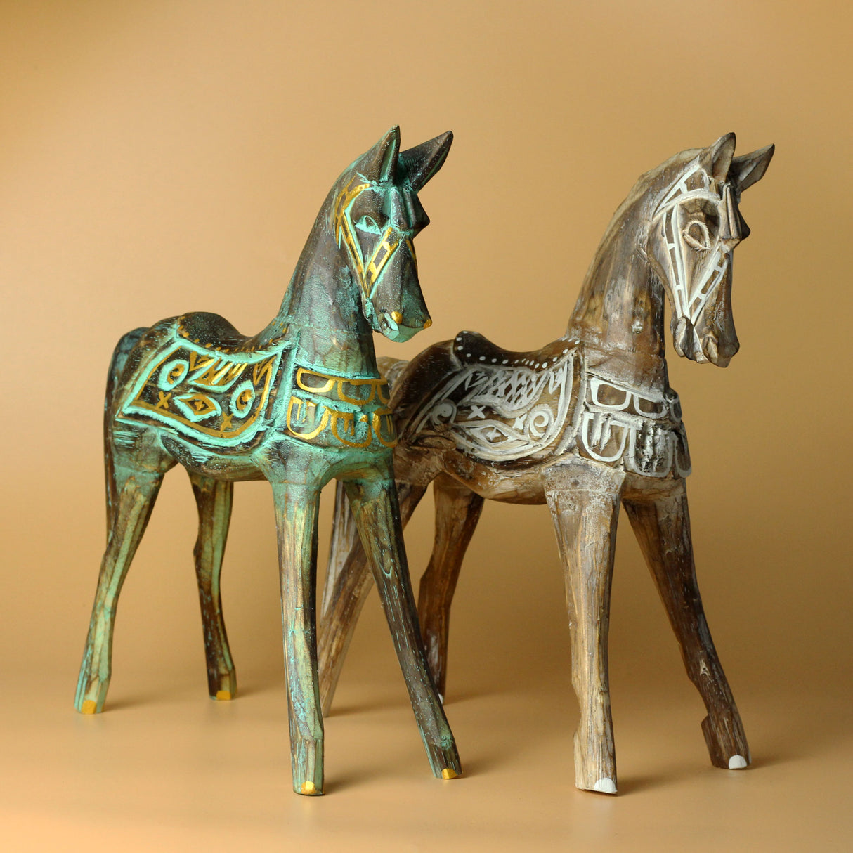 Grande figurine de cheval antique en bois, 32 cm
