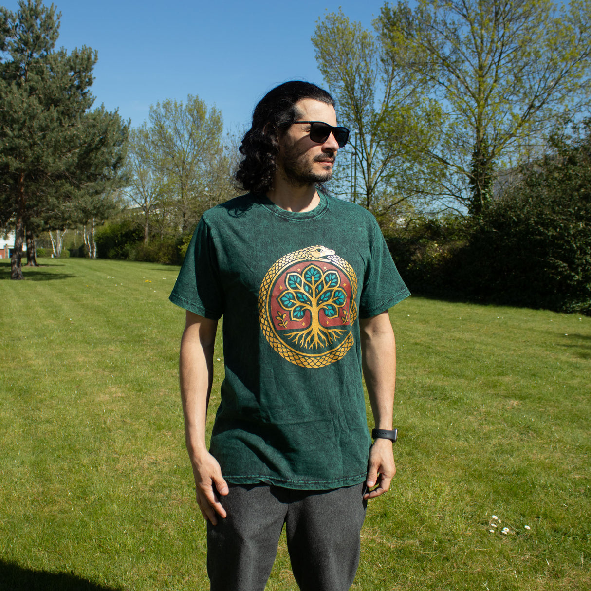 Nomad Sari Stonewashed Baumwoll-T-Shirt – Baum des Lebens – Grün – Medium