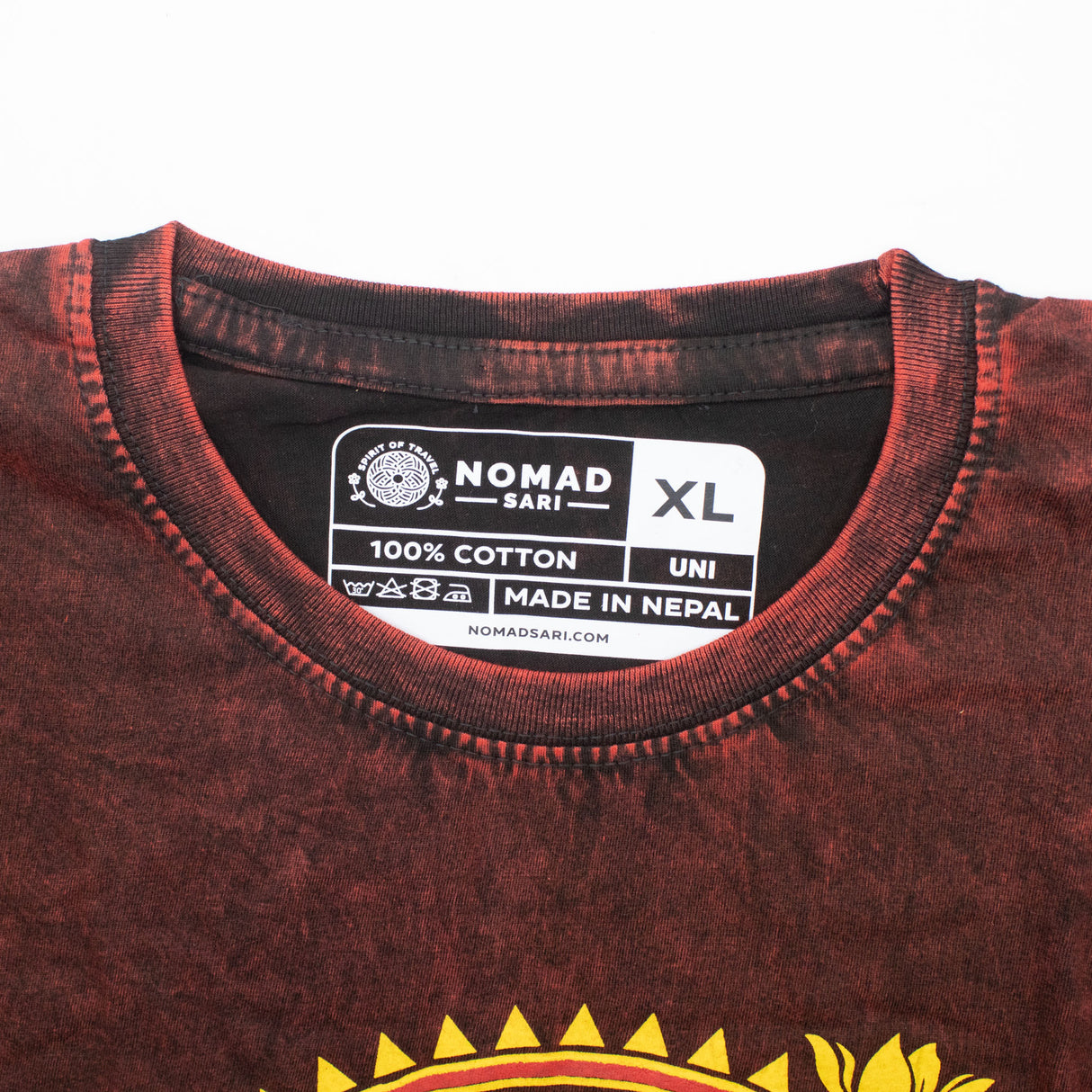 Nomad Sari stonewashed pamut póló – Sárkány Mandala – Bordó – XL