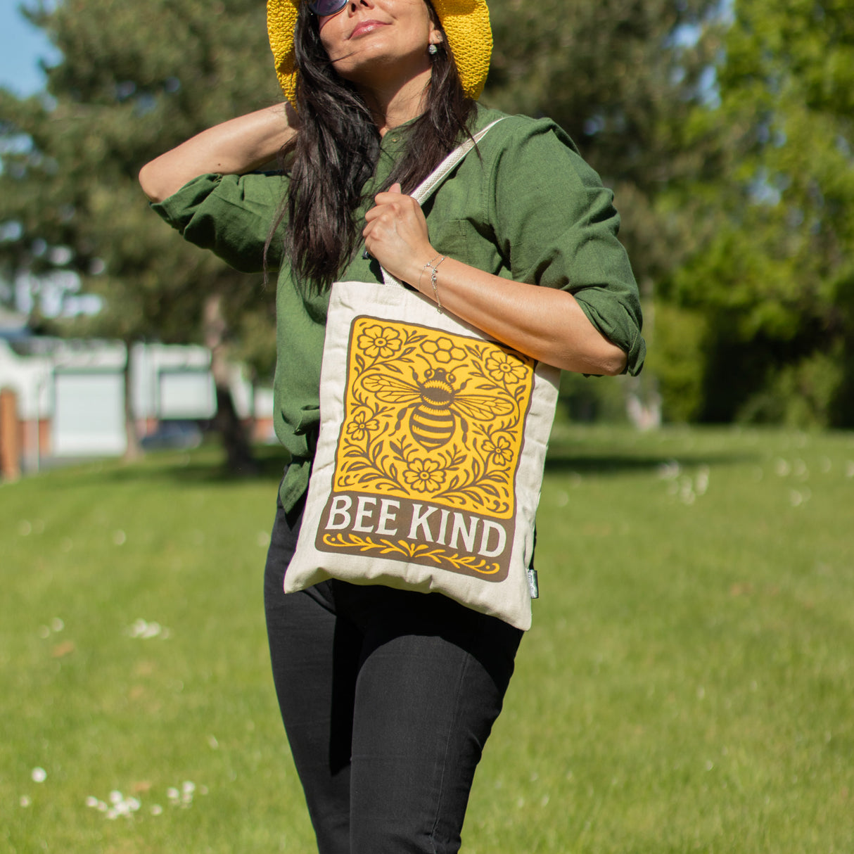 Sac Tote Iconique Nomad Sari Toni - Bee Kind - Naturel 10oz