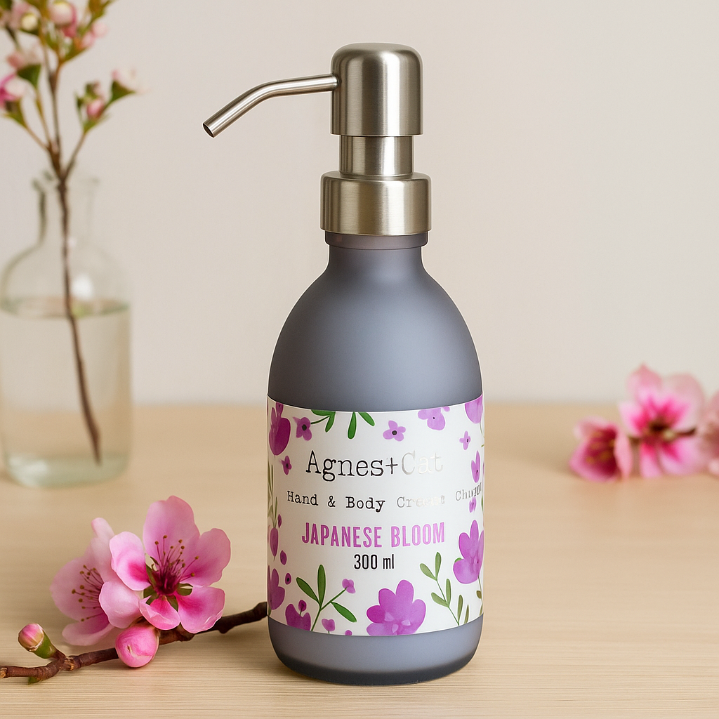 Hydratační krém na ruce a tělo Japonský květ 300ml