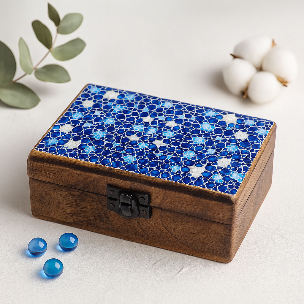 Keramická glazúrovaná škatuľa z manga dreva Modré hviezdy 15x10x6cm