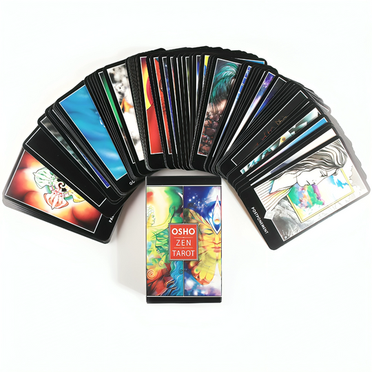 Una baraja del Tarot Osho Zen dispuesta en un espacio tranquilo de lectura, lista para sacar una carta desde la atención plena y el presente
