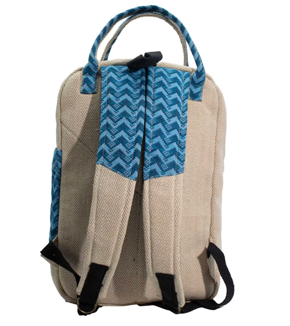 Mochila Standard Catmandu - Desenho Daca (34x27x10cm)