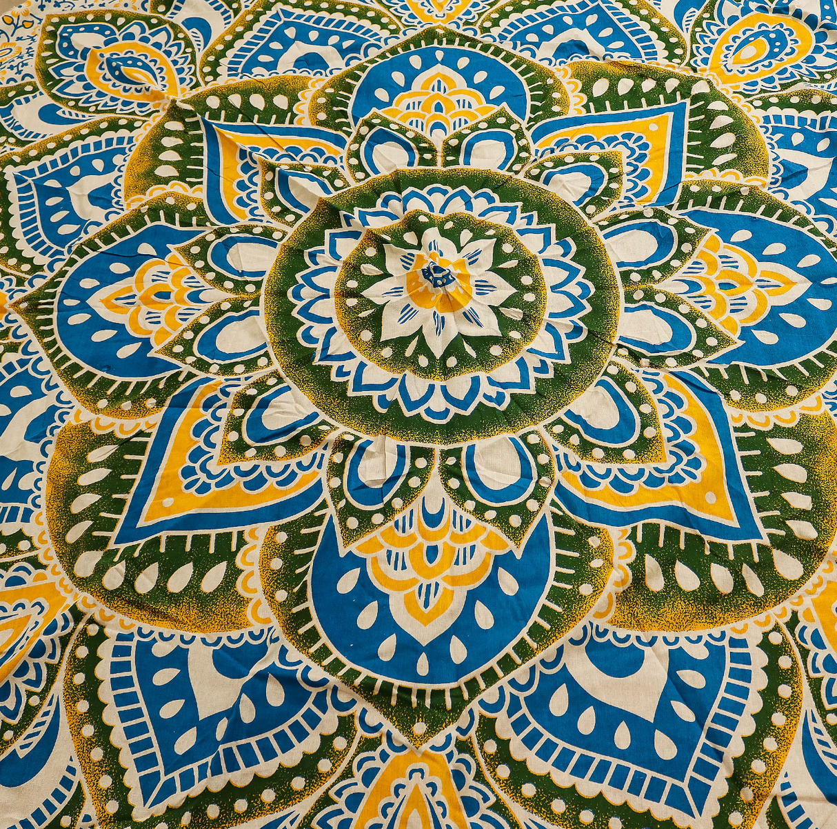 Large Mandala Roundy Art 180Cm Yellow Blue