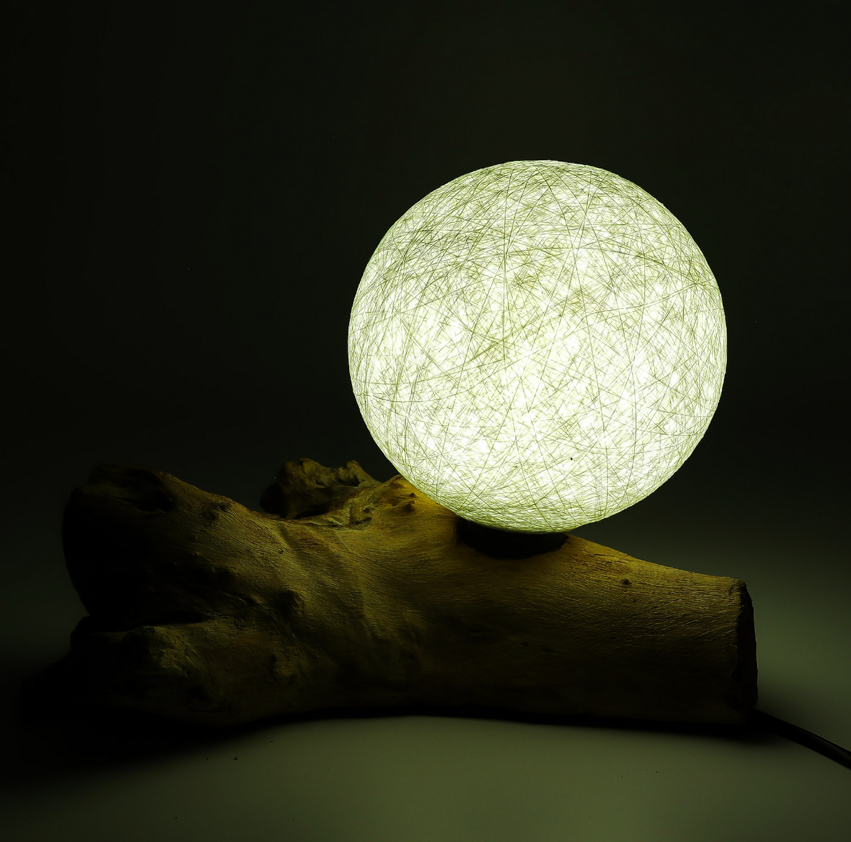 Лампа DriftGlow с абажуром из хлопка Luna цвета слоновой кости