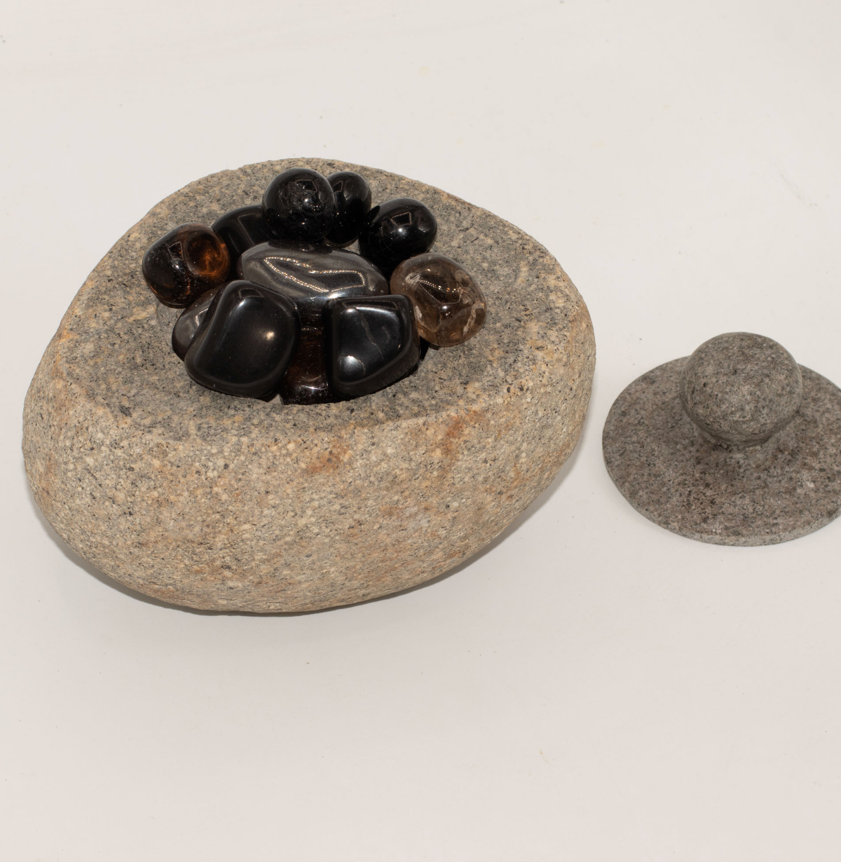Natural Riverstone Grounding Pot Large Aprox 15X12Cm