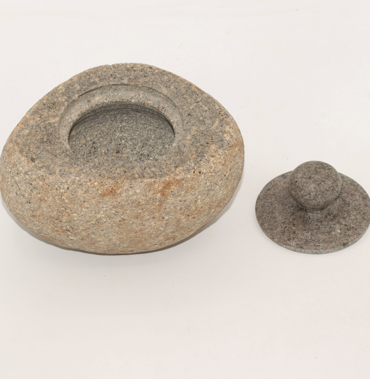 Natural Riverstone Grounding Pot Large Aprox 15X12Cm