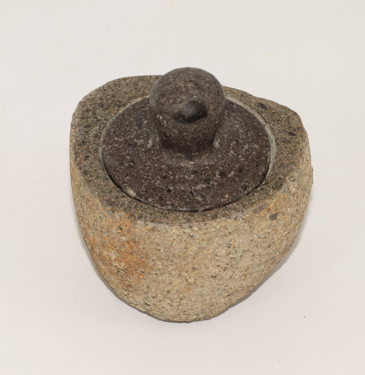 Natural Riverstone Grounding Pot Medium Aprox 12X8Cm
