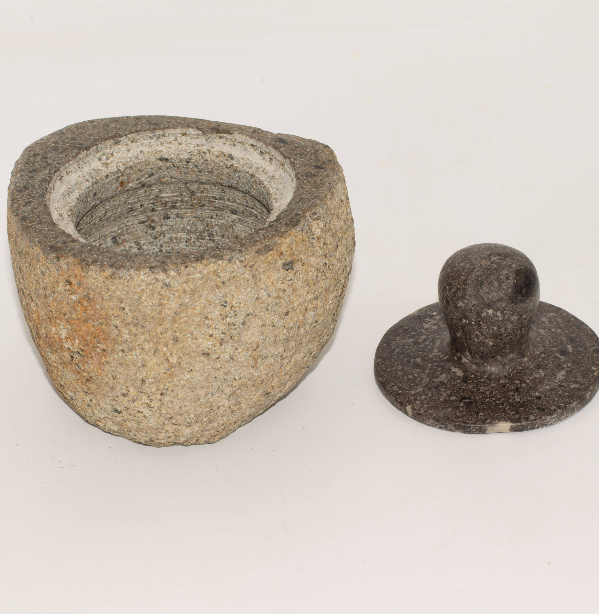 Natural Riverstone Grounding Pot Medium Aprox 12X8Cm