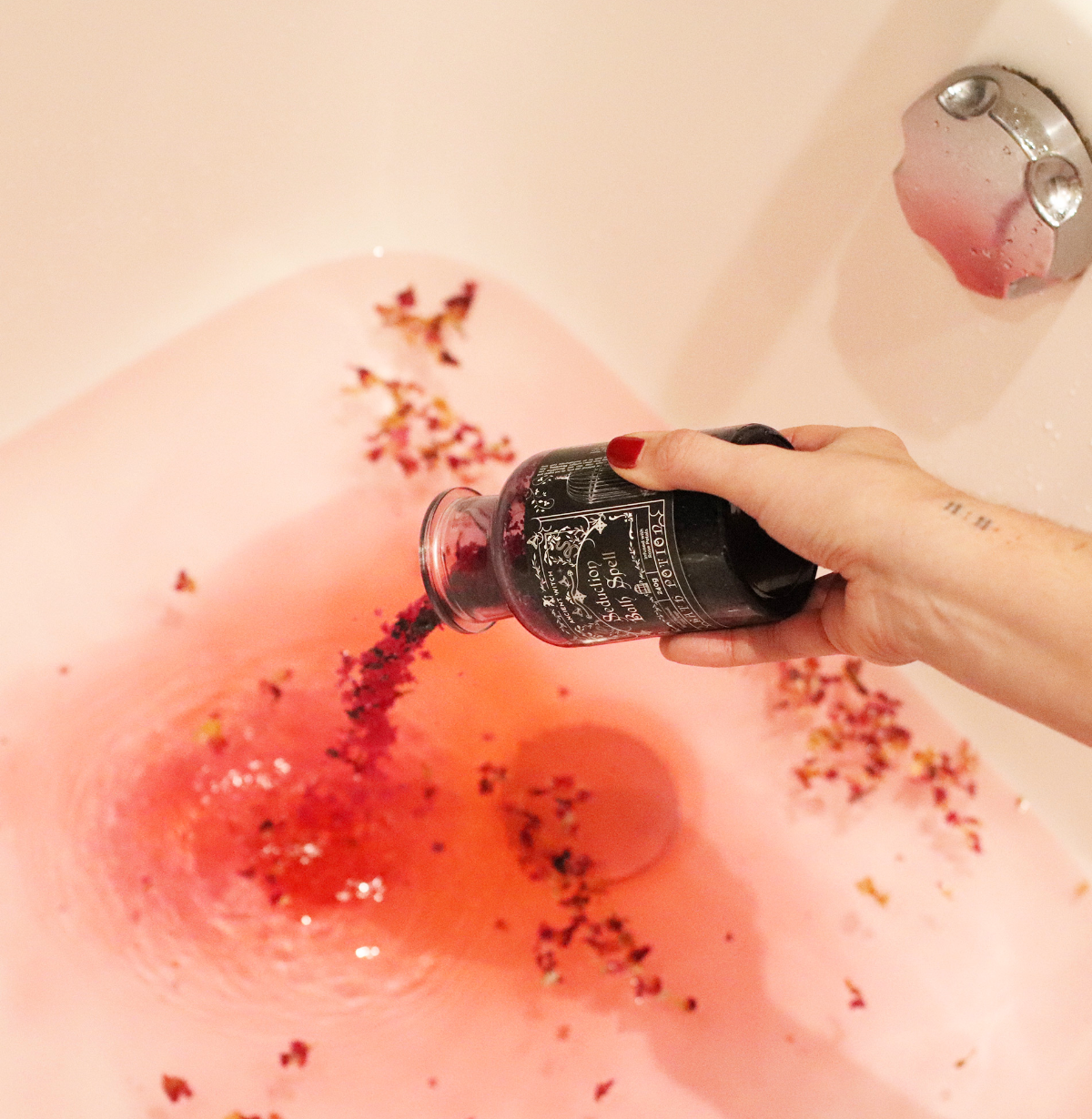 Ancient Witch Bath Spell Potion Amethyst Crystal Amulet Seduction