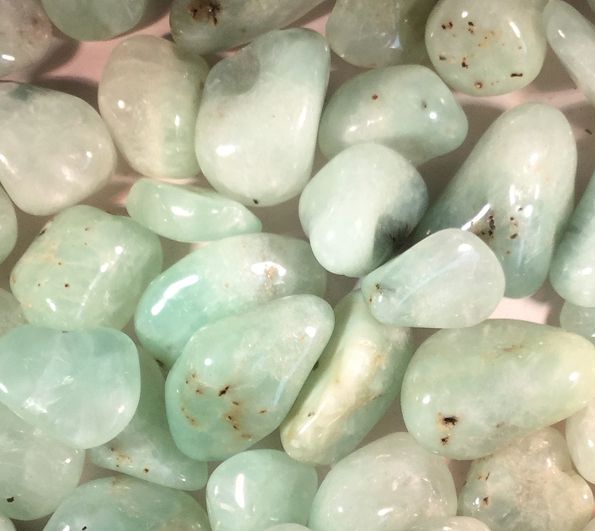 Aventurine Tumbled Stones Extra Light Extra Large 18 - Pack - SHAMTAM.COM