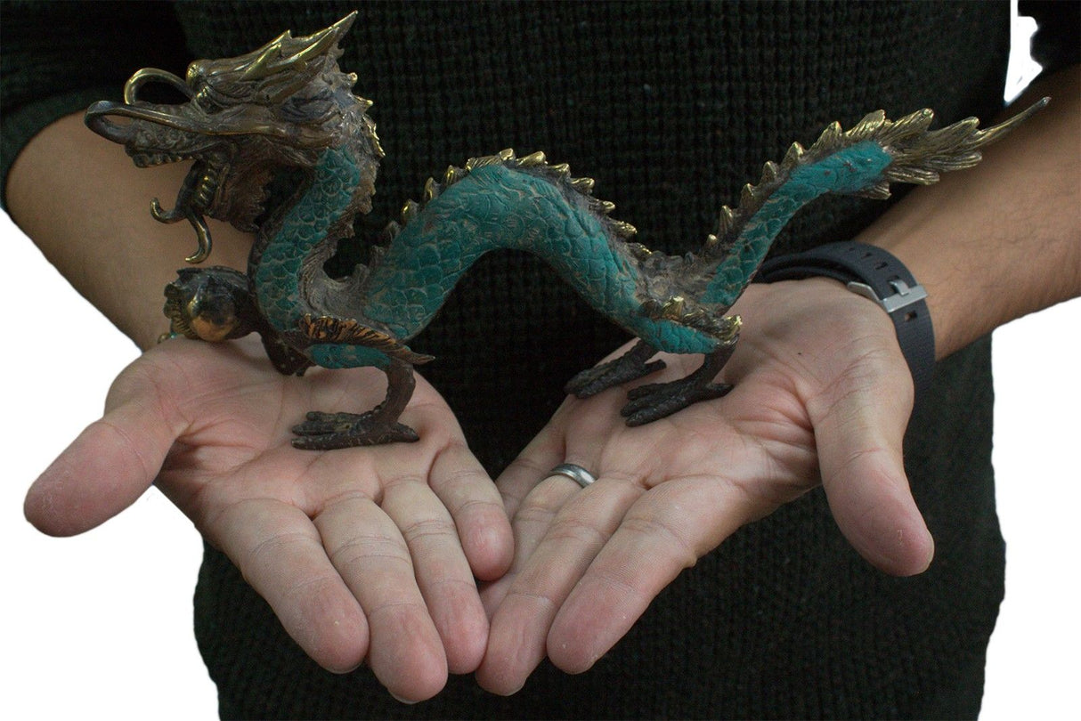 Estatua de Dragón de Latón Feng Shui con Bola – 27 cm