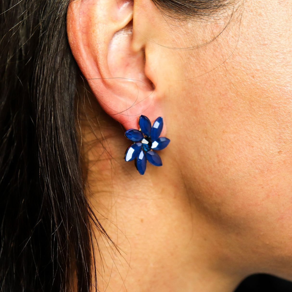 Vintage Royal Blue Glass Flower Stud Earrings