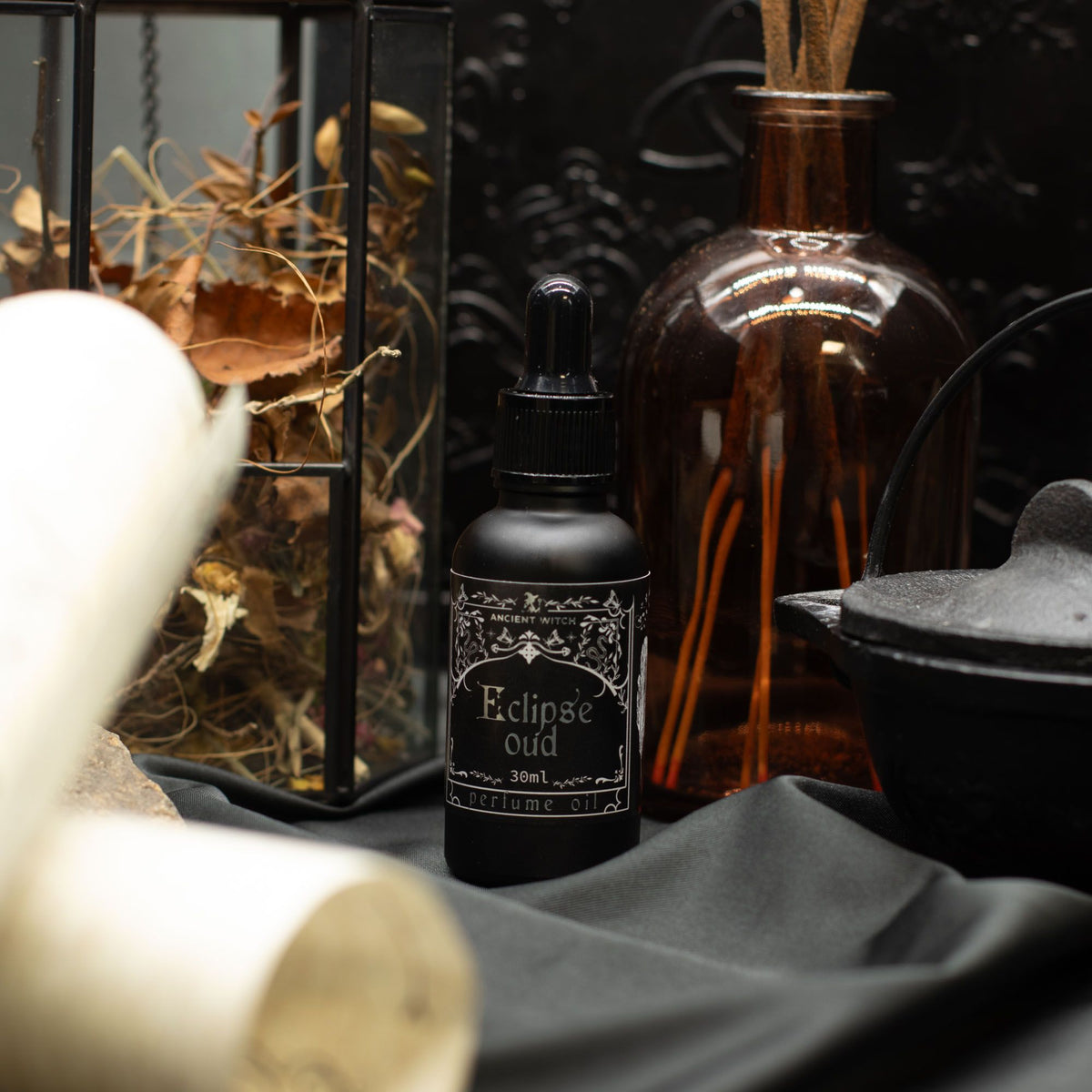 Ancient Witch Perfume Oil – Eclipse Oud