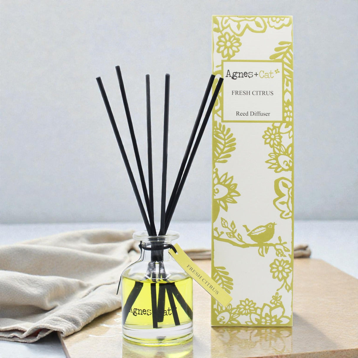 140ml difuzér s tyčinkami – Svieža citrusová vôňa