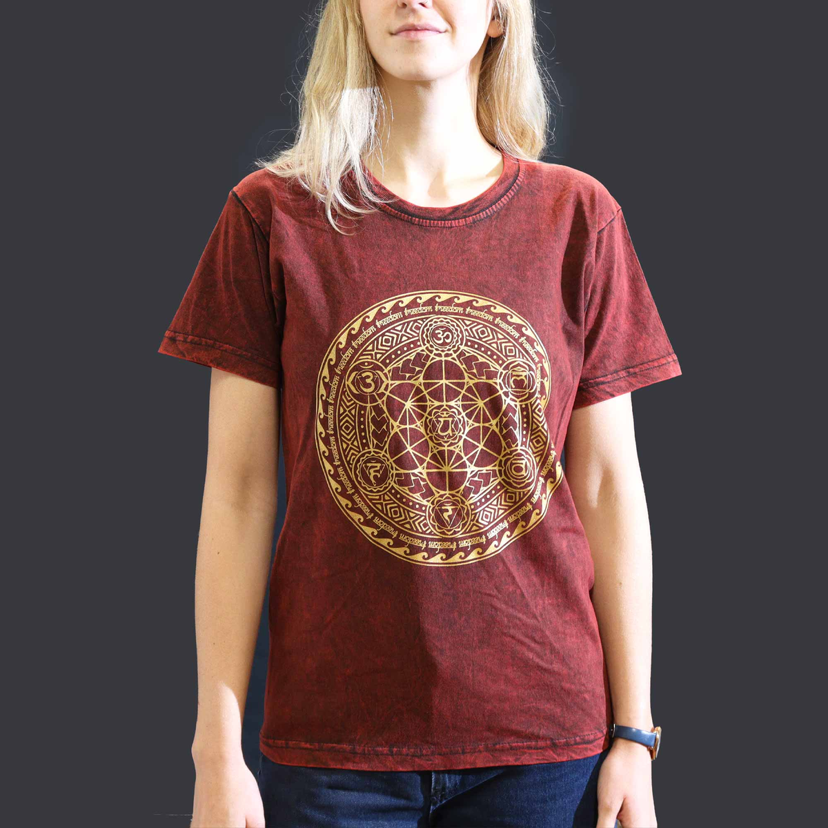 Stone Washed T-Shirt Chakra Maroon Small