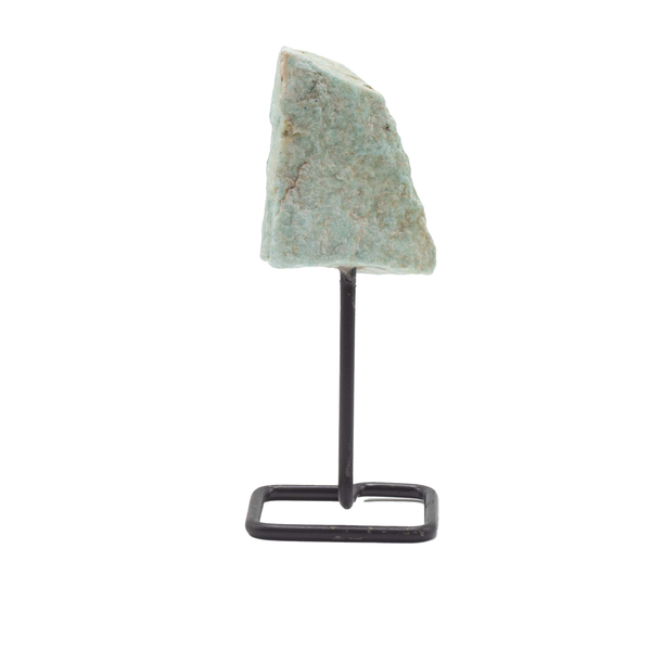 Minerální vzorek na kovovém stojanu – amazonit