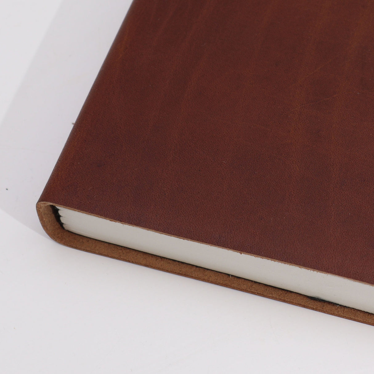 Premium Dark Tan Leather Notebook - 100 Lined Pages, 20x15cm - Elegant Minimalist Journal for Professionals - SHAMTAM.COM