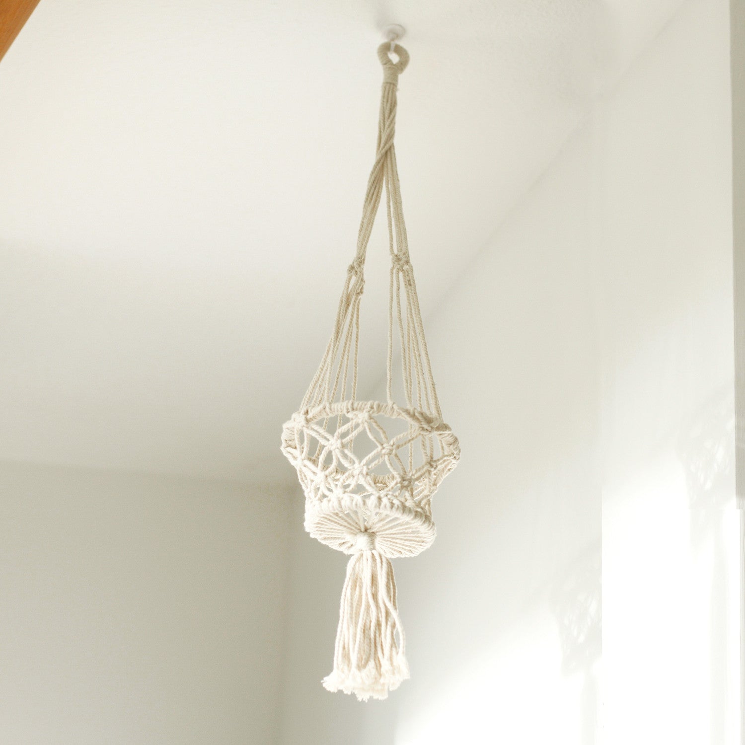 Macrame Pot Holder - Single Small Pot - SHAMTAM.COM