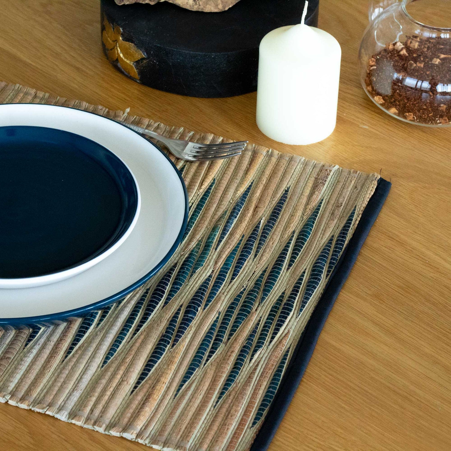 Water Hyacinth Natural Placemat - Blue Waves - SHAMTAM.COM