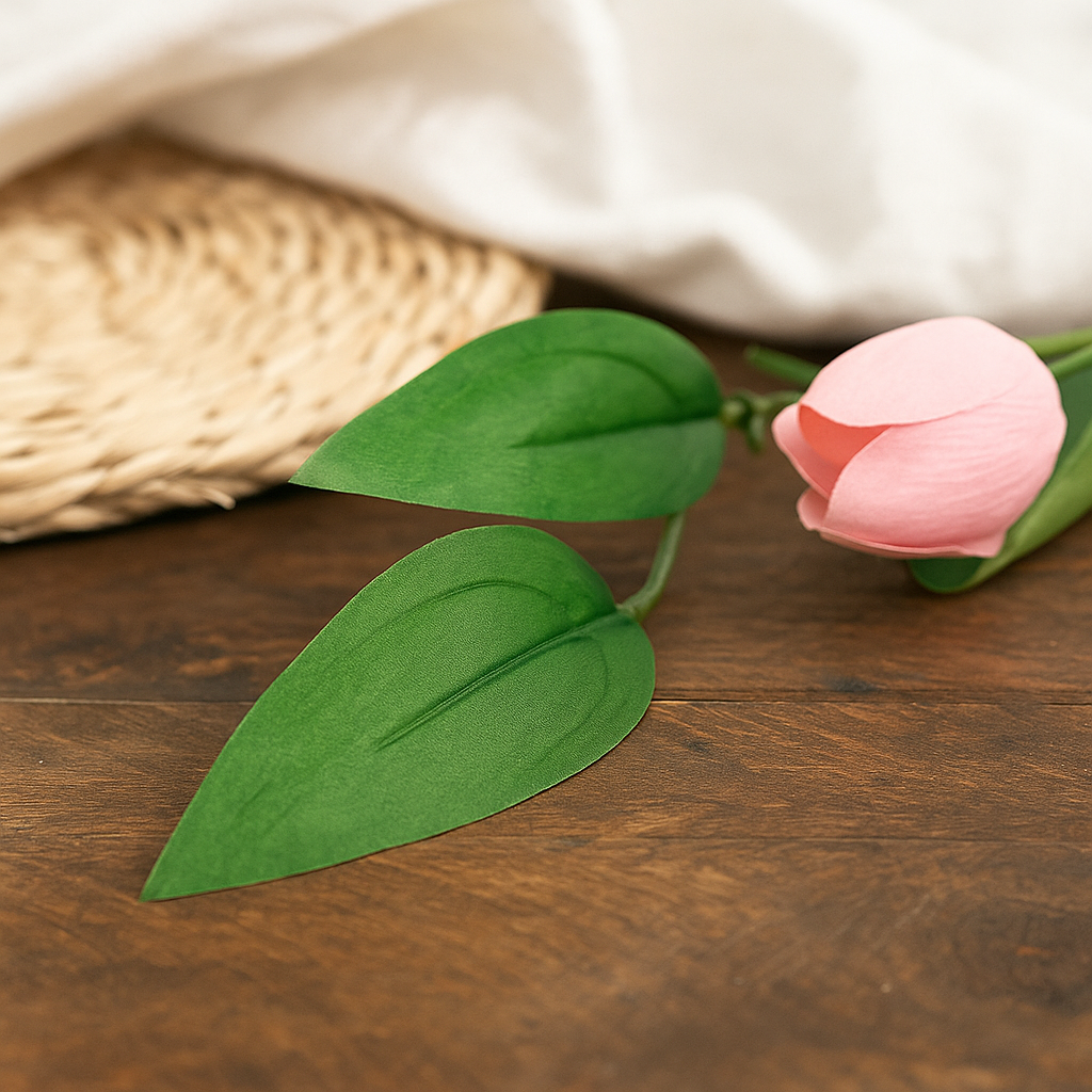 Řemeslné květinové listy, přibližně 60 kusů