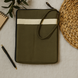 Große Laptoptasche aus olivgrünem Canvas mit Schnellzugriffsdesign und zusätzlicher Seitentasche