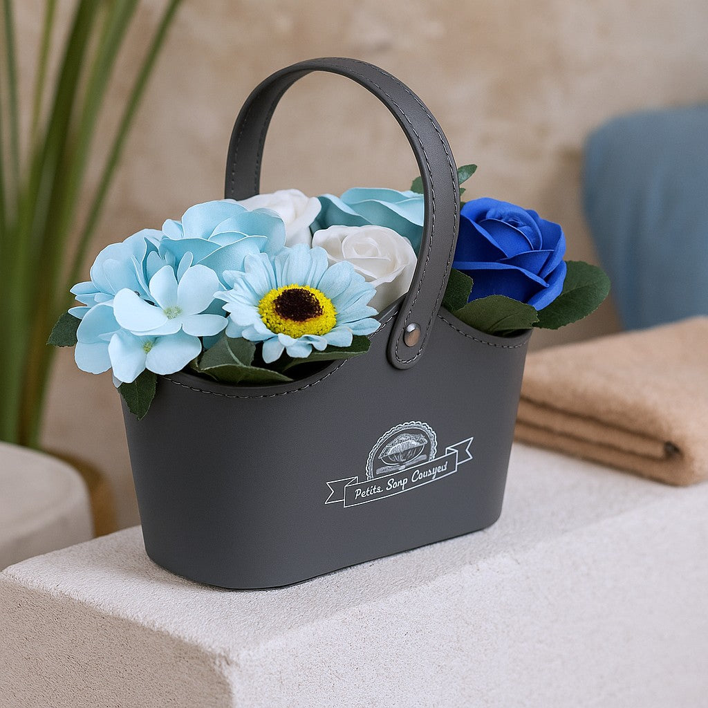 Bouquet de Flores de Sabão Cesta Pequena Azul