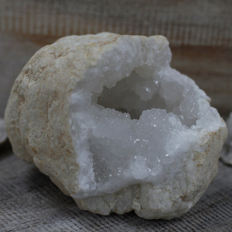 Kalssitt Kvarts Krystall Geode 15-18 cm