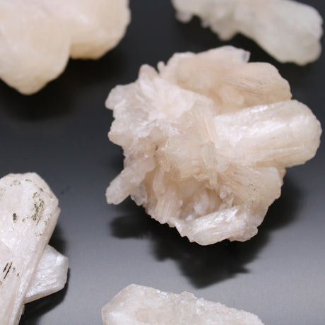 Specimen de cristal Apophyllite Stilbite, 20-30mm — Set de 6 bucăți