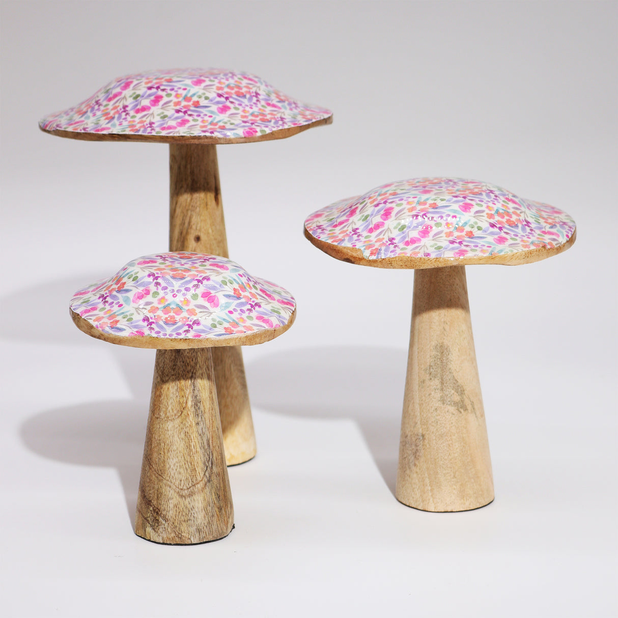 Hand-Painted Wooden Mushroom with Floral Pattern – Elegant Home Décor Accent