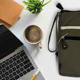 Husă mare pentru laptop olive din pânză cu buzunar lateral acces rapid