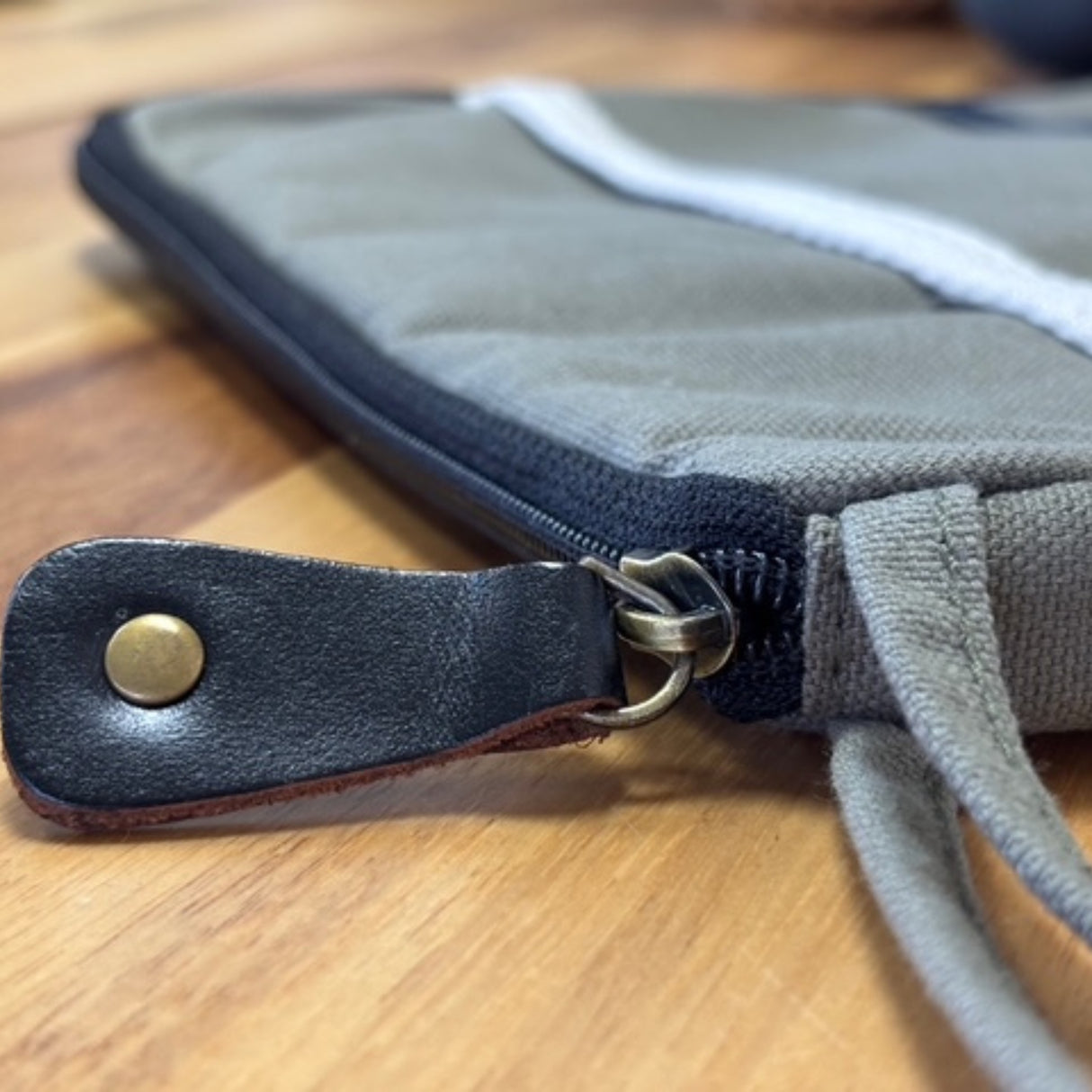 Pochette pour ordinateur portable toile olive voyage accès rapide rangement