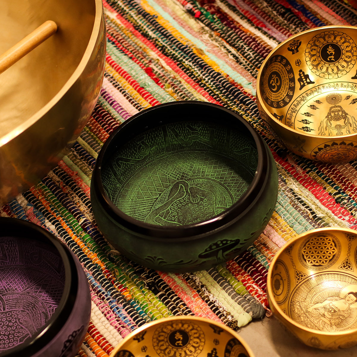 23cm Moss Green Tibetan Singing Bowl, Extra Loud