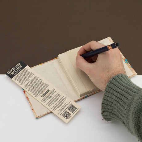 Handgemachtes Nepalesisches Lokta Notizbuch, 15x12cm, 45 linienfreie Seiten