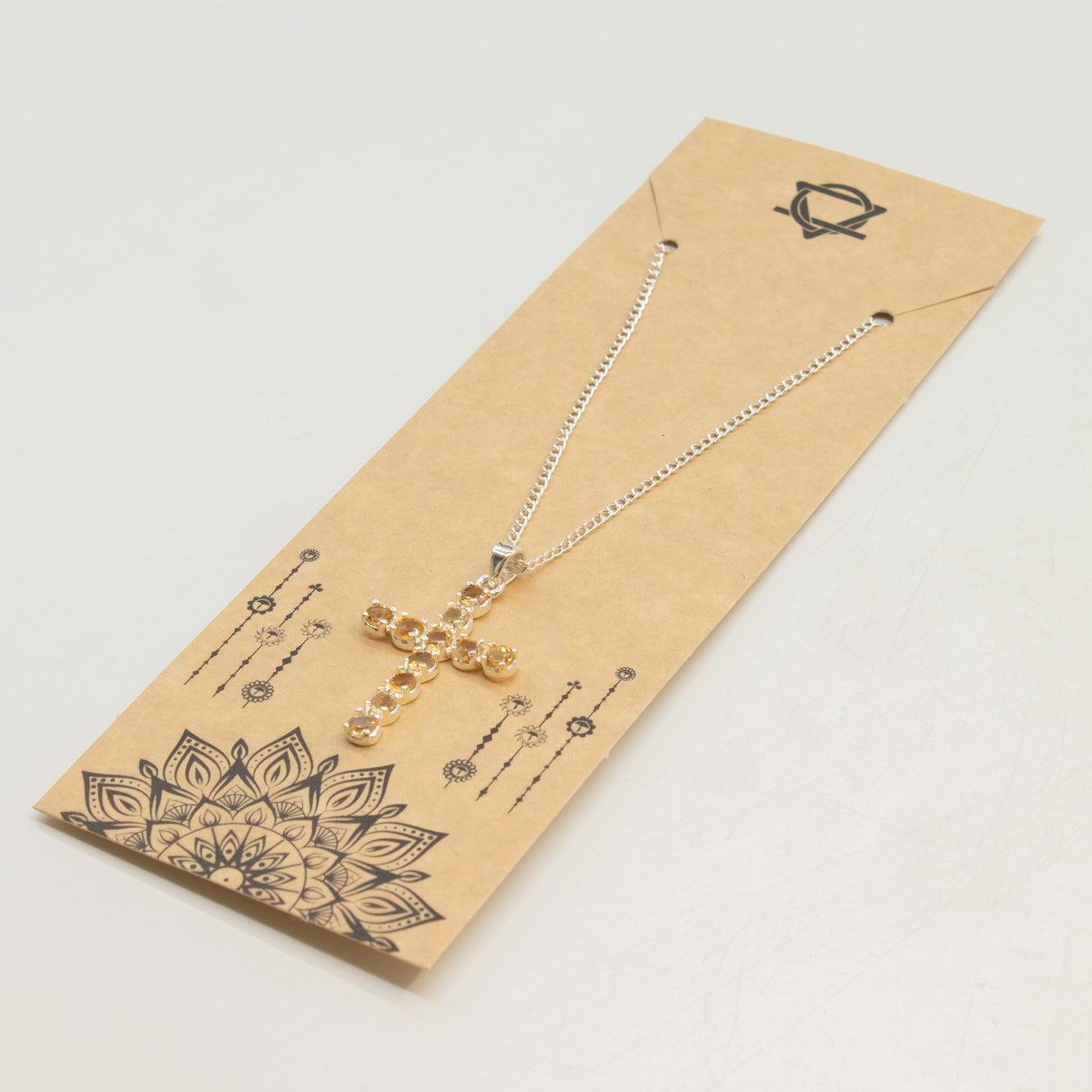 Pendente Devocional Indiano - Prateado (Corrente de 45cm) - Crucifixo de Citrino