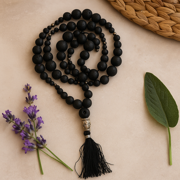Colier mala handmade din piatră lavă cu ciucure Buddha