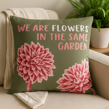 Funda de almohada de algodón We Are Flowers Olive