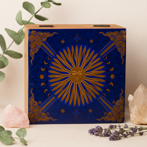 Enameled Square Box Medium Sun Hop Hare