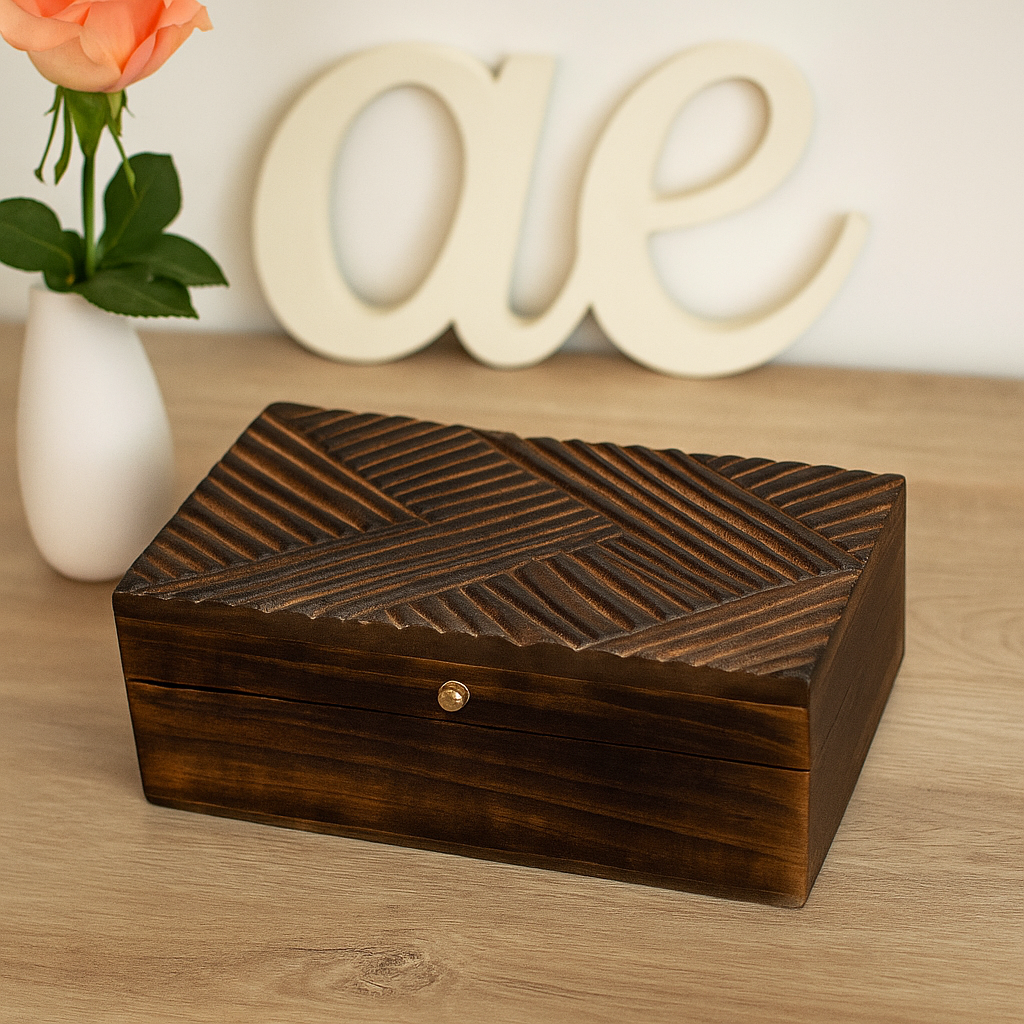 Multipurpose Storage Box Vintage Antique Lines 22x12x10cm