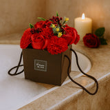 Buchet de flori de săpun, trandafir roșu și garoafă