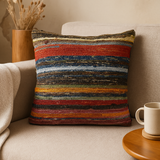 Lebendige mehrfarbige Kissenbezüge aus Flickenteppichen - Eklektisches gewebtes Dekokissen in natürlichem Grün