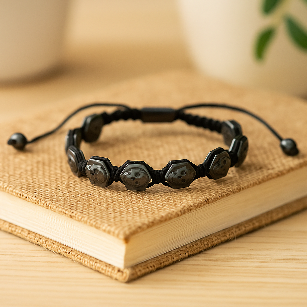 Magnetický hematitový náramek Shamballa hexagonální lebky