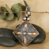 Přívěsek ze 18k zlata a stříbra - čtvercový visací