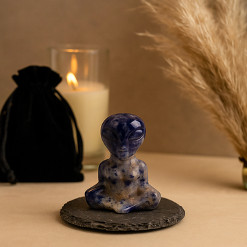 Sodalit Alien Krystal Udsmykning, 40x30x15mm