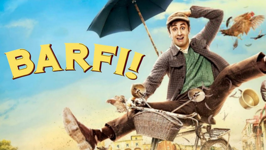 Ilustrovaný filmový záber z filmu Barfi! na pozadí hmlistých kopcov a čajových záhrad v Dárdžilingu, nežná komická romanca