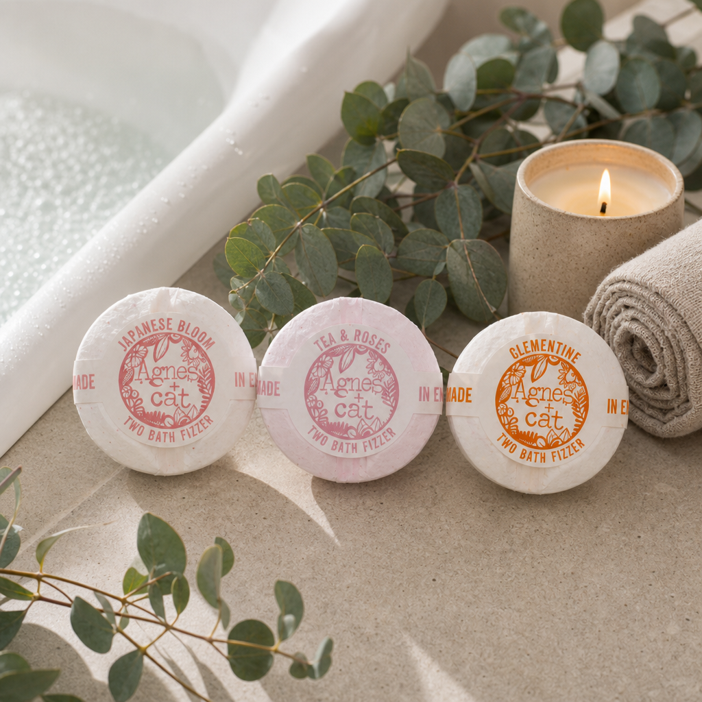 Set regalo di effervescenti da bagno floreali e agrumati Agnes + Cat