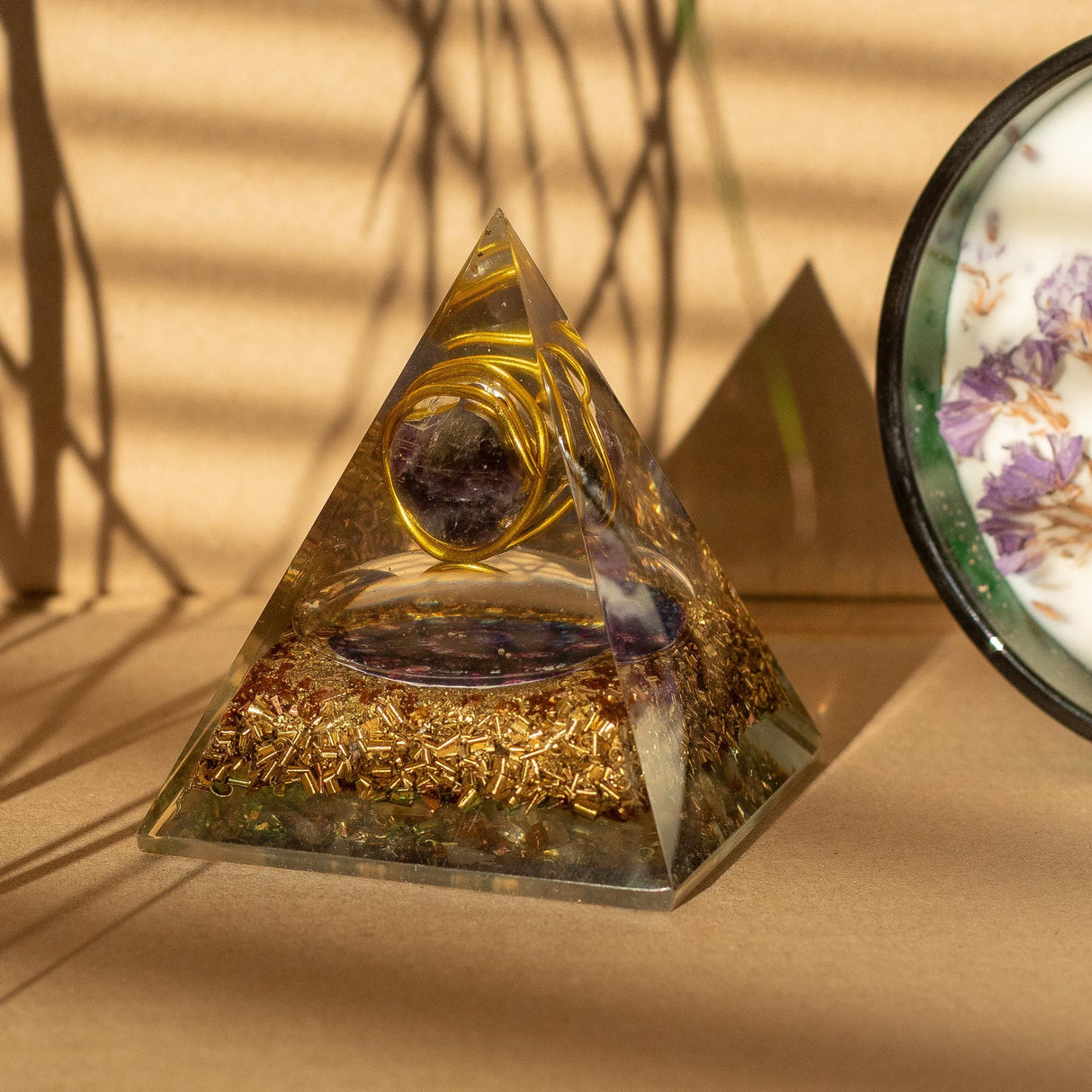 Med Orgonite Pyramids 7x6cm – Wrapped Amethyst – Copper Chips, Orgone Energy Pyramid