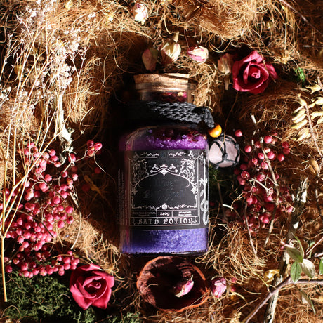Poción de Baño de Hechizo de Bruja Antigua y Amuleto de Cuarzo Rosa – Amor